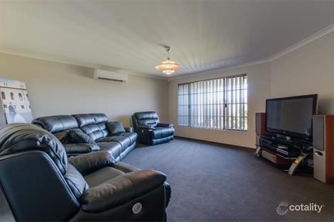 Property photo of 31 Benjamin Crescent Tapping WA 6065