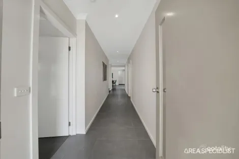 Property photo of 13 Native Way Kurunjang VIC 3337