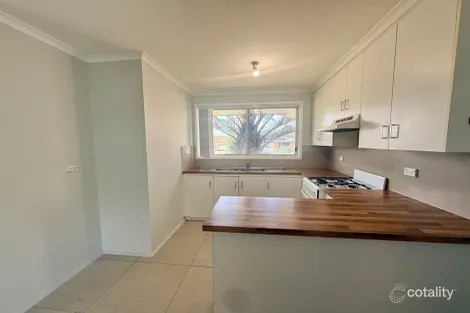 4 Colevile Pl, Rosemeadow, NSW 2560