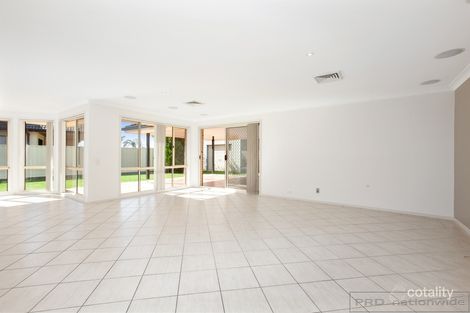 Property photo of 10 Gloaming Avenue East Maitland NSW 2323