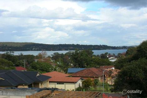 Property photo of 9 Winterlake Road Warners Bay NSW 2282