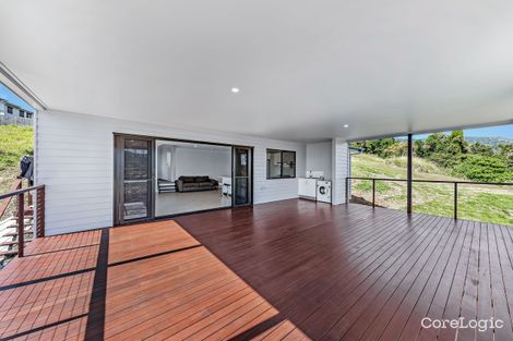 Property photo of 17 Whitehaven Crescent Cannonvale QLD 4802