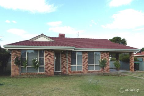 Property photo of 18 Thomas Tom Crescent Parkes NSW 2870