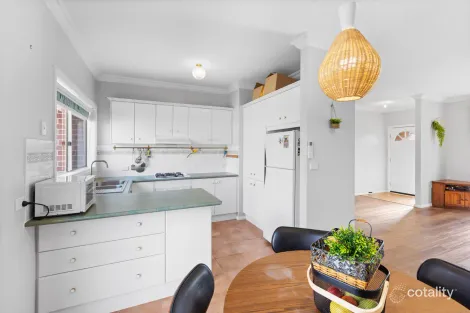 Property photo of 4 Timins Street Sunbury VIC 3429