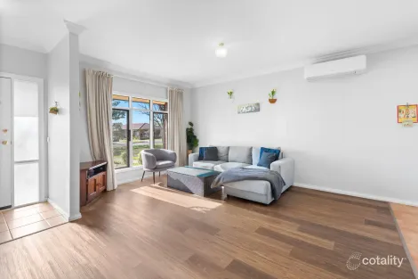 Property photo of 4 Timins Street Sunbury VIC 3429