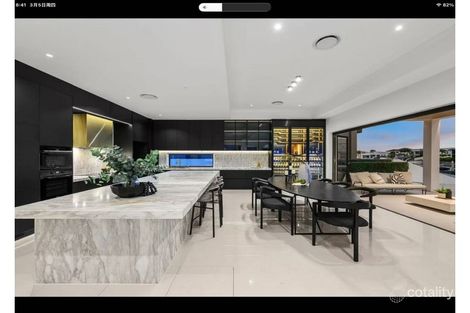 5 Royal Albert Cres, Paradise Point, QLD 4216