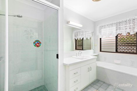 Property photo of 6 Dean Court Urraween QLD 4655