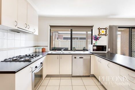 Property photo of 27 Emperor Parade Tarneit VIC 3029