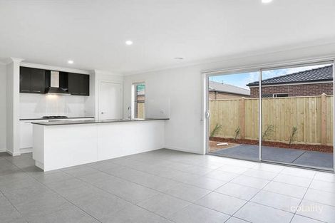 Property photo of 28 Anglers Avenue Point Cook VIC 3030