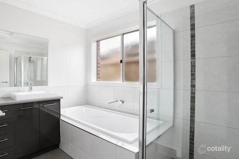 Property photo of 28 Anglers Avenue Point Cook VIC 3030
