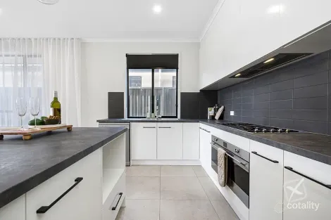 Property photo of 69 Saverio Boulevard Angle Vale SA 5117