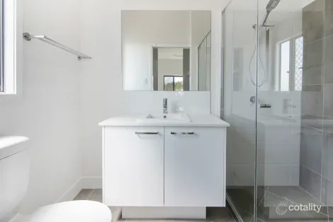 Property photo of 10 Fitzroy Street Holmview QLD 4207