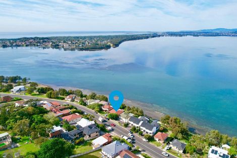 Property photo of 27 Northcliffe Drive Lake Heights NSW 2502