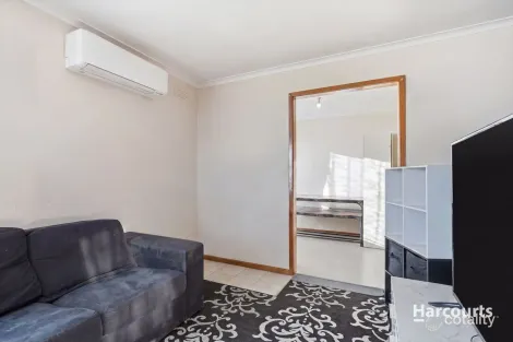 Property photo of 79 Lamprill Circle Herdsmans Cove TAS 7030