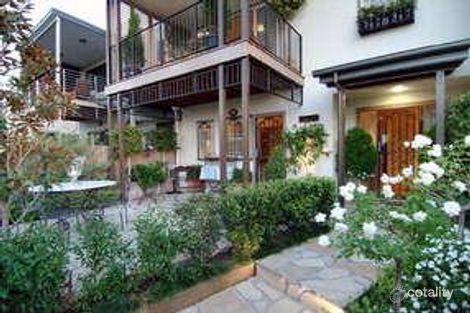 27 Balmoral Tce, East Brisbane, QLD 4169