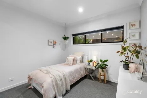 Property photo of 7B Arabella Court Marden SA 5070