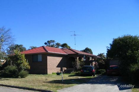 38 Alexandra Cct, St Clair, NSW 2759