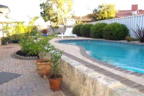 37 Longreach Pde, Coogee, WA 6166