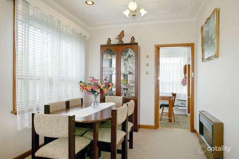 Property photo of 4 Hamlet Street Wendouree VIC 3355