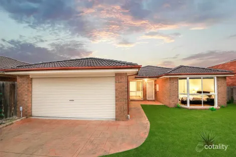 Property photo of 23 Thames Way Roxburgh Park VIC 3064