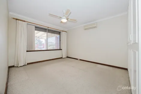 Property photo of 11 Dorchester Avenue Warwick WA 6024