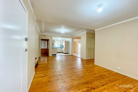 Property photo of 33 Parliament Road Macquarie Fields NSW 2564