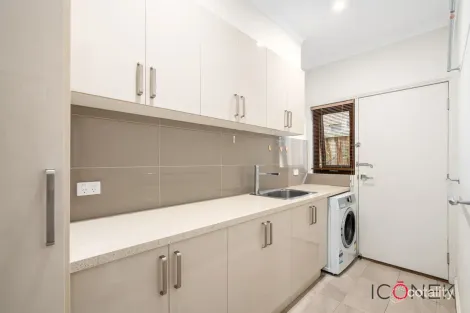 Property photo of 10 Myra Place Lalor VIC 3075