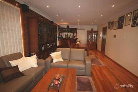 Property photo of 14 Cook Avenue Kealba VIC 3021