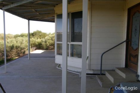 Property photo of 46 Bridgeman Road Kalbarri WA 6536