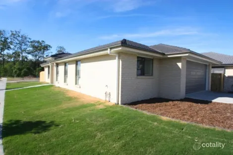 Property photo of 52 Beaumont Drive Pimpama QLD 4209