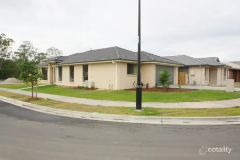 Property photo of 52 Beaumont Drive Pimpama QLD 4209