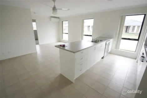 Property photo of 52 Beaumont Drive Pimpama QLD 4209