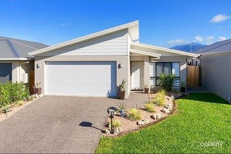 17 Thornborough Cct, Smithfield, QLD 4878