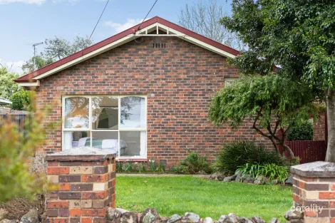 Property photo of 28 Renwick Road Ferntree Gully VIC 3156