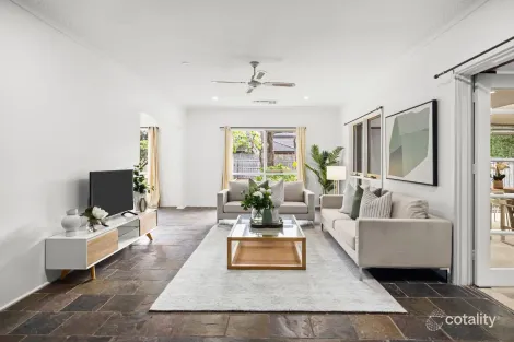 Property photo of 28 Renwick Road Ferntree Gully VIC 3156