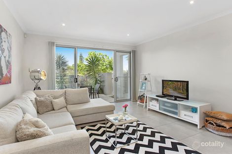 Property photo of 19/31 Port Peyra Crescent Varsity Lakes QLD 4227