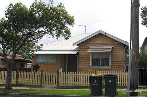 3 Gordon St, Mayfield West, NSW 2304