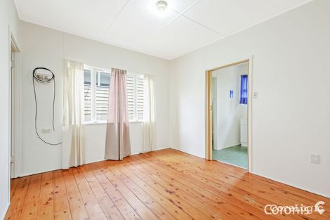 Property photo of 19 Ingleston Street Wynnum West QLD 4178