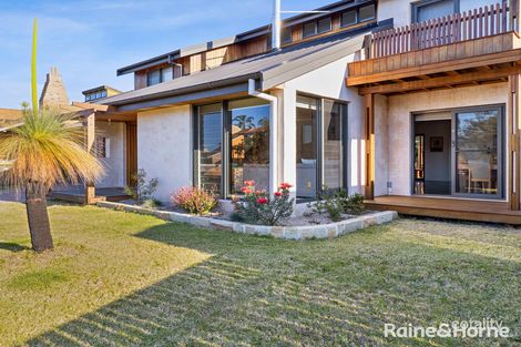 Property photo of 15 Mariners Way Yamba NSW 2464