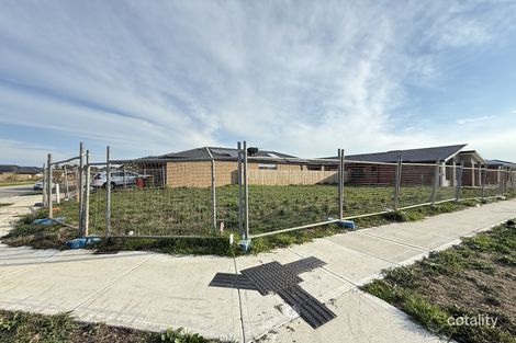 18 Dalmatian St, Cranbourne East, VIC 3977