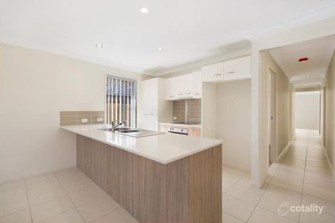 Property photo of 31 Avondale Drive Pimpama QLD 4209