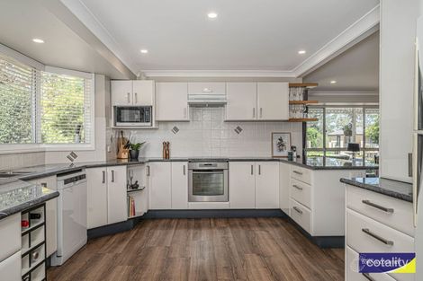 Property photo of 10 Eulahbar Crescent Armidale NSW 2350