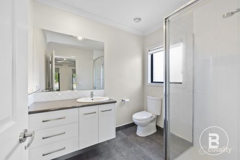 Property photo of 20 Forest View Drive Maryborough VIC 3465