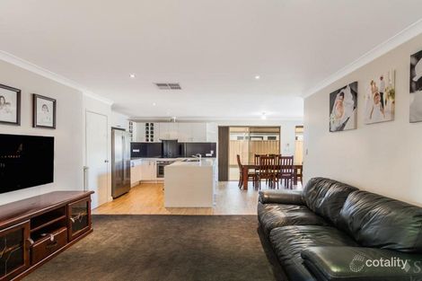 Property photo of 17 Roscommon Crescent Orelia WA 6167