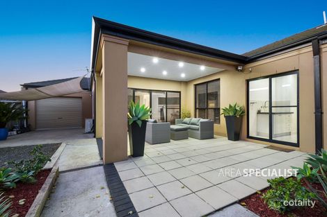 Property photo of 28 Baynton Crescent Lynbrook VIC 3975