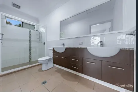 Property photo of 21/3 Deloraine Close Cannonvale QLD 4802