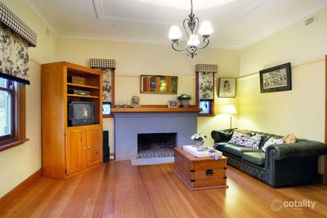 Property photo of 20 Barnard Grove Kew VIC 3101