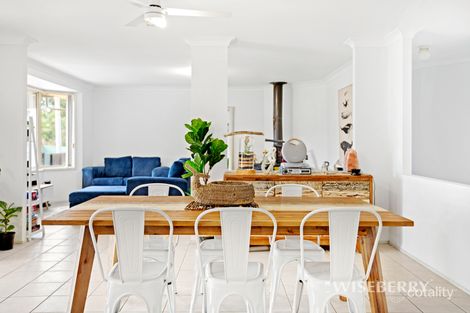 Property photo of 140 Vales Road Mannering Park NSW 2259