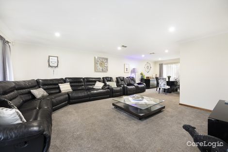 Property photo of 32 Nymboida Crescent Ruse NSW 2560