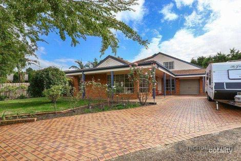 17 Woodside Ave, Frankston South, VIC 3199